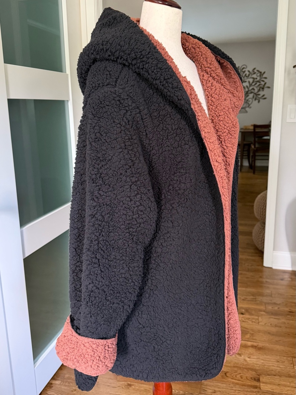 Urban Outfitters Reversible Teddy Jacket in Black and Brown - Picture 5 of 8